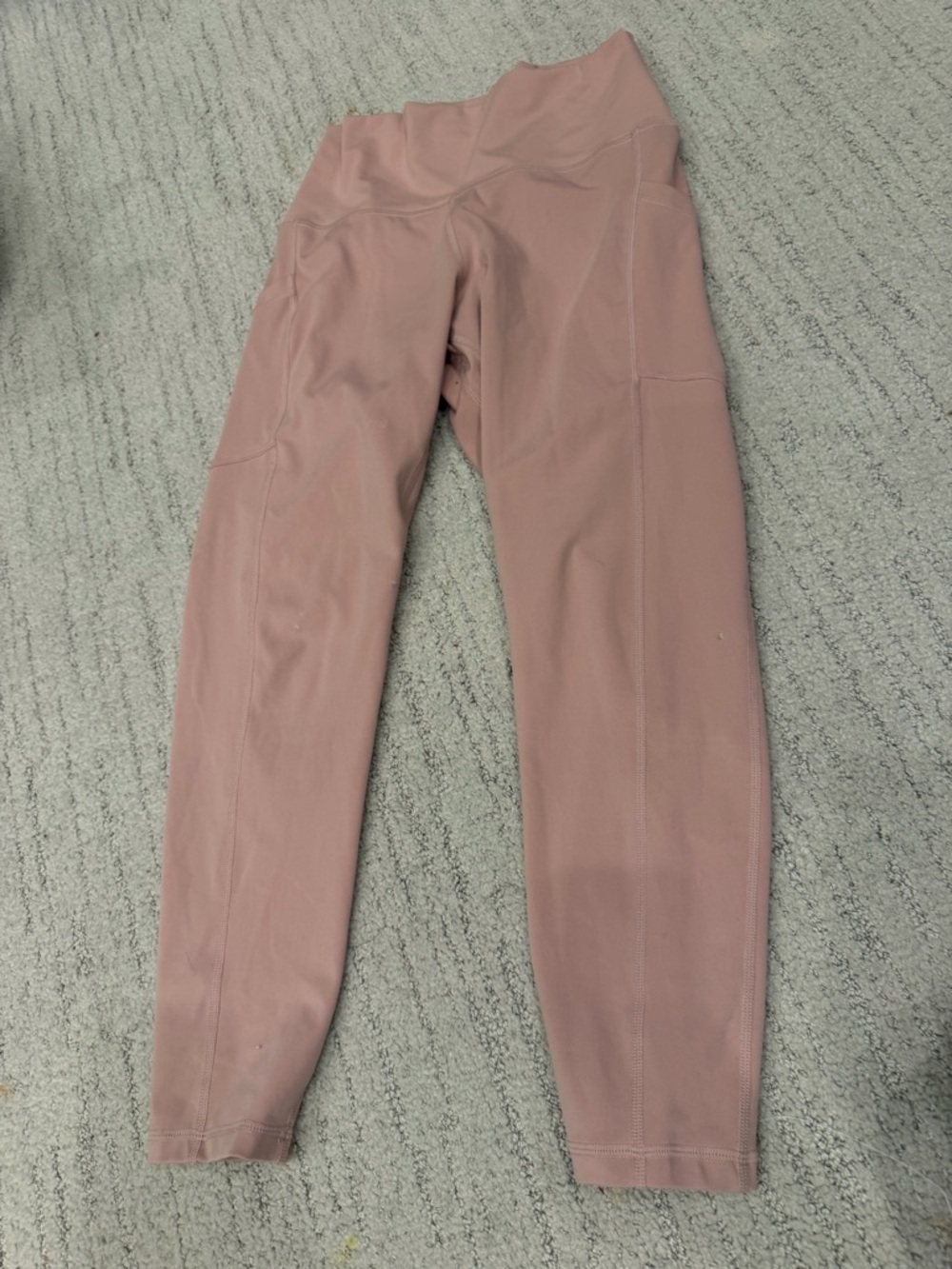High-Waist Leggings with Side Pockets in Dusty Mauve